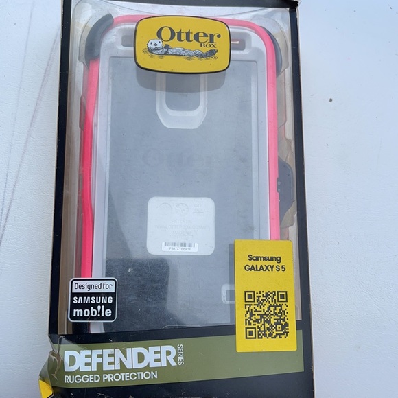Brand new in box otter case for Samsung galaxy s5 - Picture 3 of 6